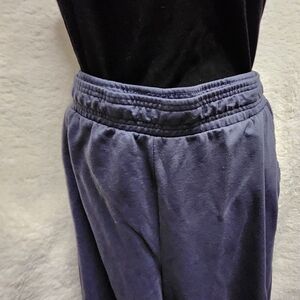 Eddie Bauer Navy Blue Cropped Sweatpants W: 18' L: 40'